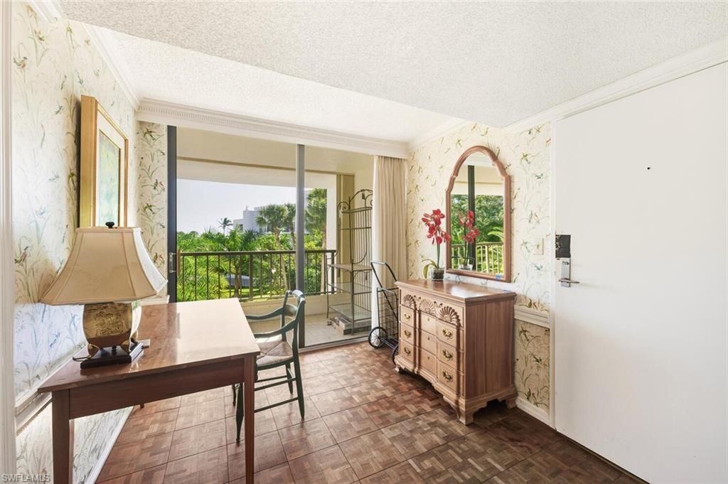 2378 Gulf Shore BLVD N 303, NAPLES, FL 34103 — photo 3