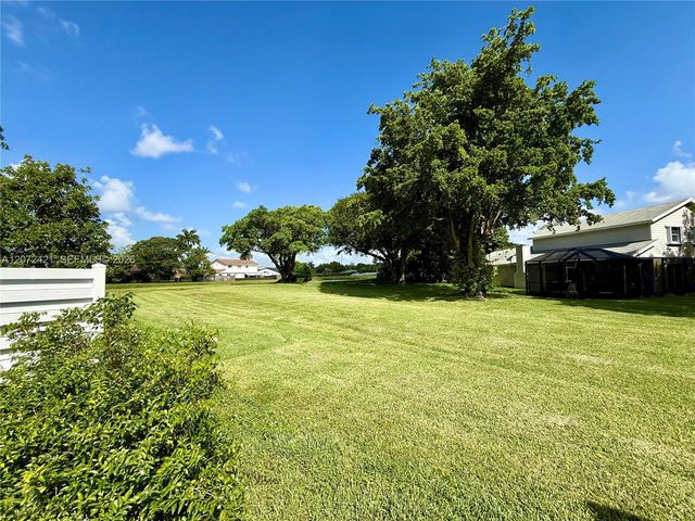 14353 SW 150th Terrace, Miami, FL 33186