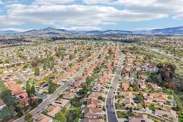 937 Paseo La Cresta, Chula Vista, CA 91910