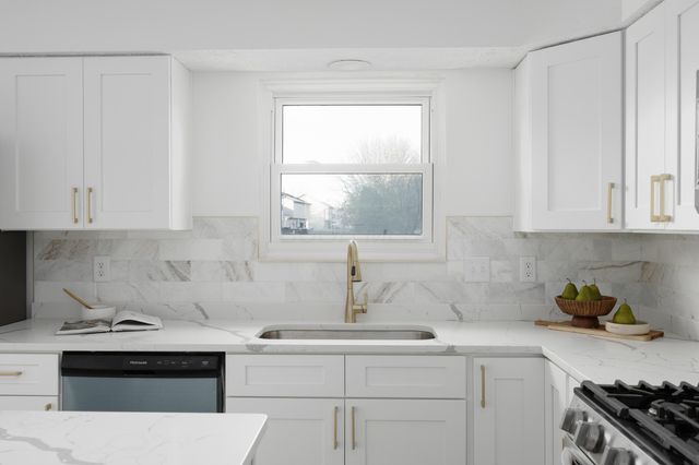 4602 Marilyn Street, Hilliard, OH 43026