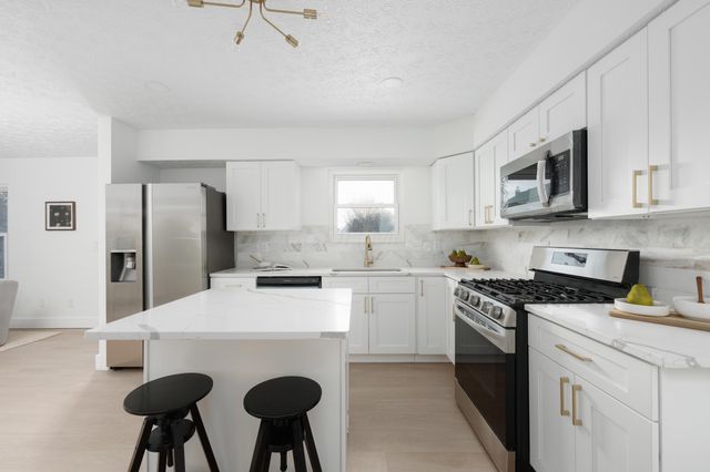 4602 Marilyn Street, Hilliard, OH 43026