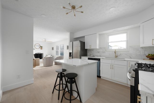 4602 Marilyn Street, Hilliard, OH 43026