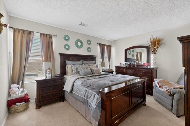 3050 Primo Colores Street, Santa Fe, NM 87507