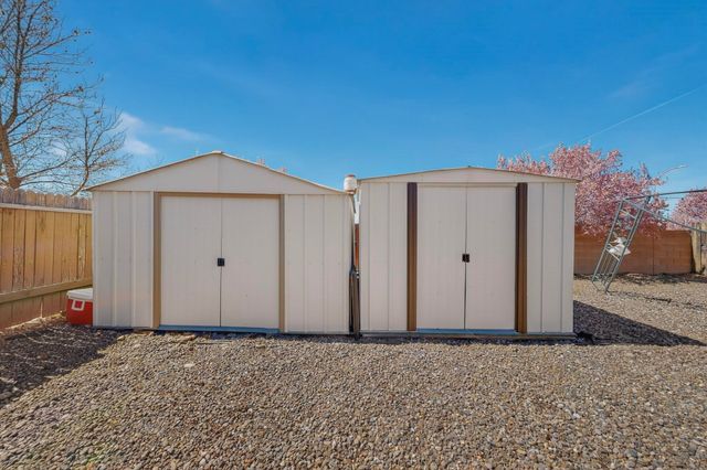 3050 Primo Colores Street, Santa Fe, NM 87507