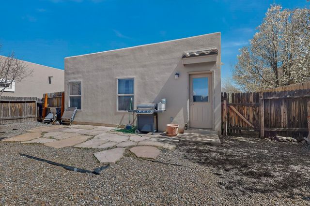 3050 Primo Colores Street, Santa Fe, NM 87507
