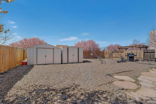 3050 Primo Colores Street, Santa Fe, NM 87507