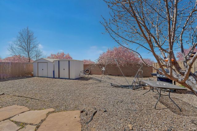 3050 Primo Colores Street, Santa Fe, NM 87507