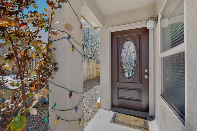 3050 Primo Colores Street, Santa Fe, NM 87507