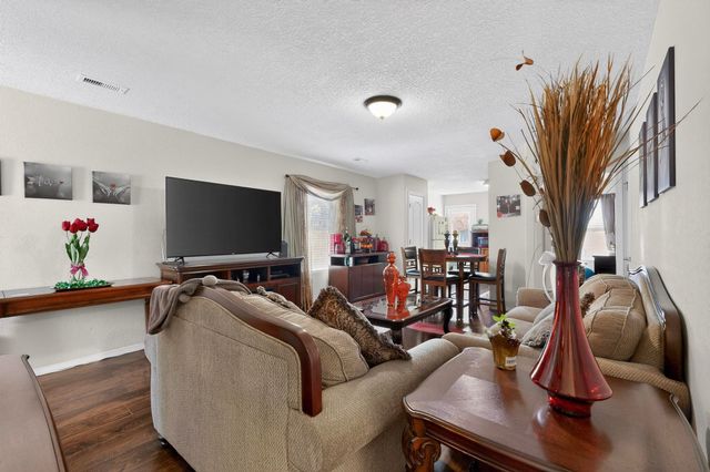 3050 Primo Colores Street, Santa Fe, NM 87507