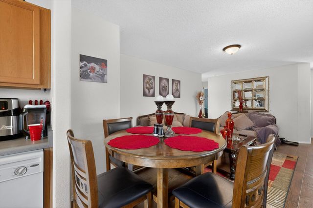 3050 Primo Colores Street, Santa Fe, NM 87507