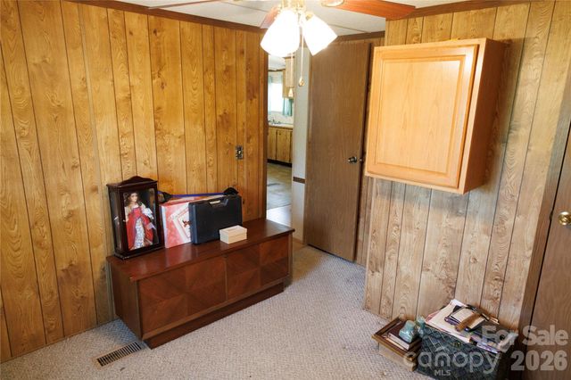 318 Tuckers Grove Road, Statesville, NC 28625