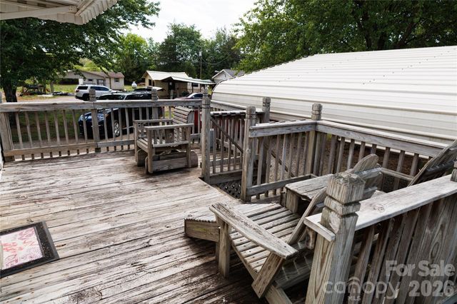 318 Tuckers Grove Road, Statesville, NC 28625