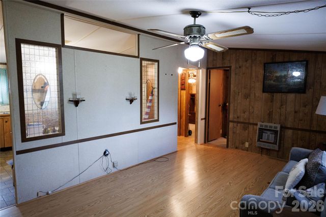 318 Tuckers Grove Road, Statesville, NC 28625
