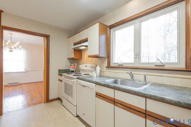 7913 Chowning Cir, Henrico, VA 23294