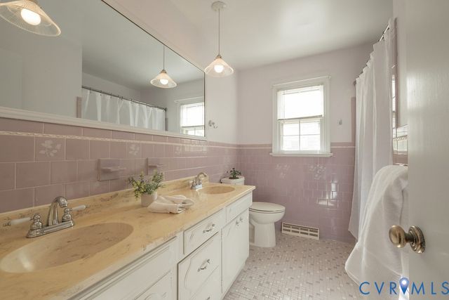 7913 Chowning Cir, Henrico, VA 23294