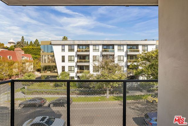 2361 Fox Hills Drive 502, Los Angeles, CA 90064