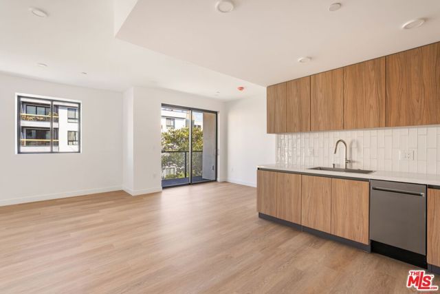 2361 Fox Hills Drive 502, Los Angeles, CA 90064