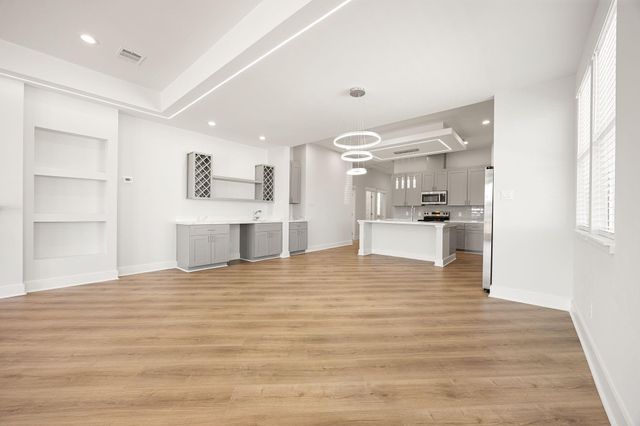 625 Road 5704, Cleveland, TX 77327