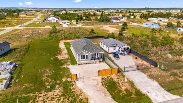 625 Road 5704, Cleveland, TX 77327