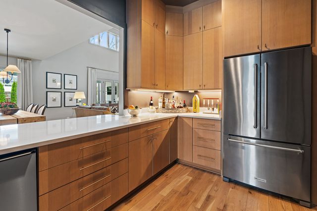 2825 Sugar Tree Rd, Nashville, TN 37215