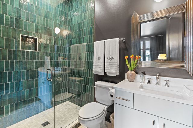 2825 Sugar Tree Rd, Nashville, TN 37215