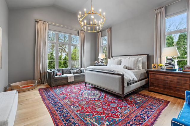 2825 Sugar Tree Rd, Nashville, TN 37215