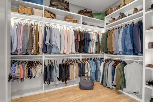 2825 Sugar Tree Rd, Nashville, TN 37215