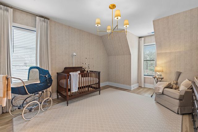 2825 Sugar Tree Rd, Nashville, TN 37215