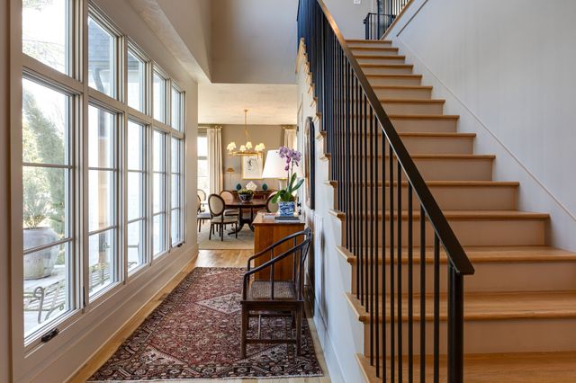 2825 Sugar Tree Rd, Nashville, TN 37215