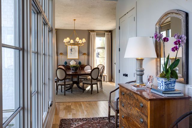 2825 Sugar Tree Rd, Nashville, TN 37215