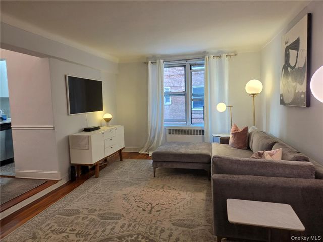 67-12 Yellowstone Boulevard B15, Forest Hills, NY 11375