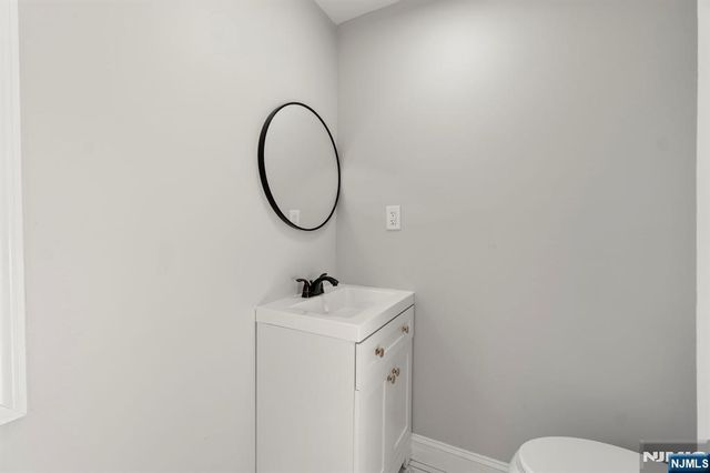 13 Orange Place, Irvington, NJ 07111