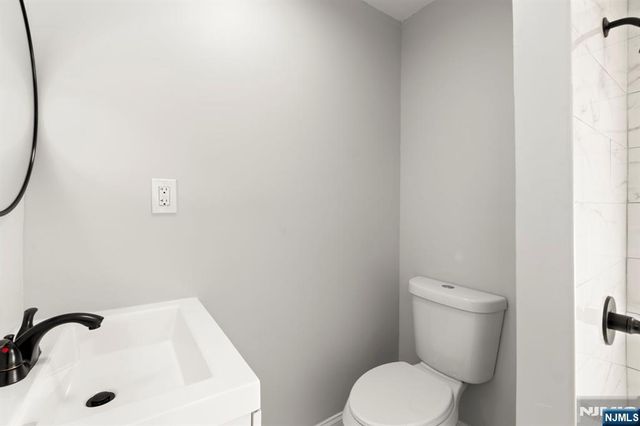 13 Orange Place, Irvington, NJ 07111