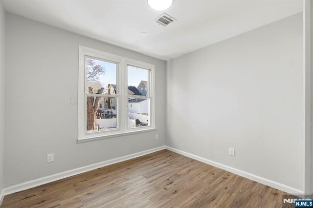 13 Orange Place, Irvington, NJ 07111