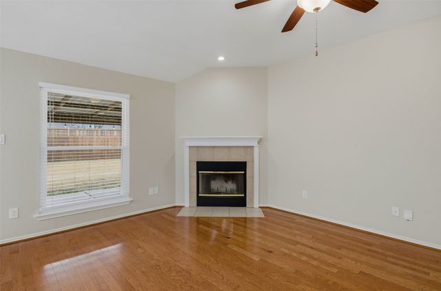 217 Quail Run, Aubrey, TX 76227