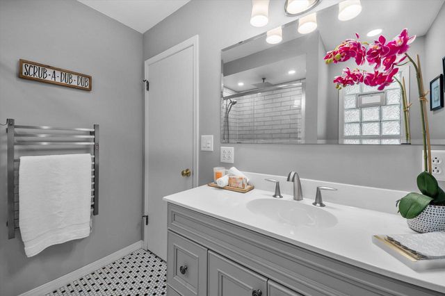 12323 Woodside COURT, Wauwatosa, WI 53226