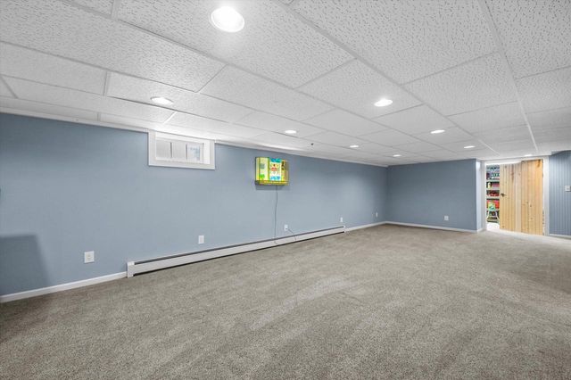 12323 Woodside COURT, Wauwatosa, WI 53226