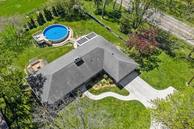 12323 Woodside COURT, Wauwatosa, WI 53226