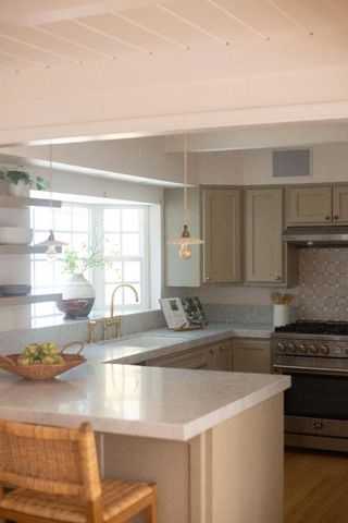 3751 Bay Road, Menlo Park, CA 94025