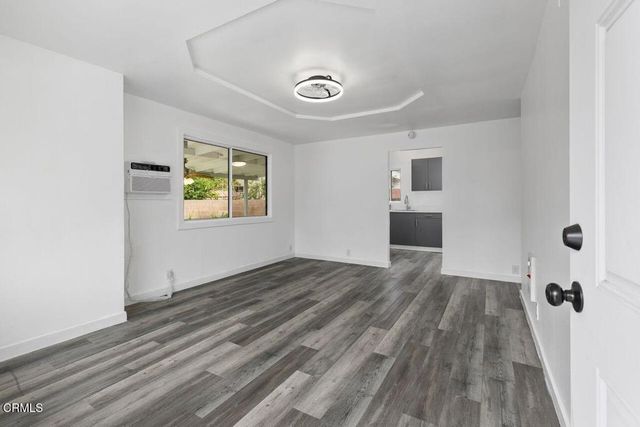 611 A Kimlin Drive, Glendale, CA 91206