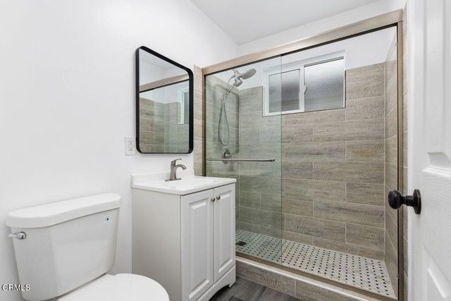 611 A Kimlin Drive, Glendale, CA 91206