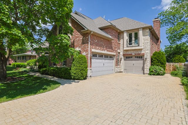 1841 Central Avenue, Northbrook, IL 60062