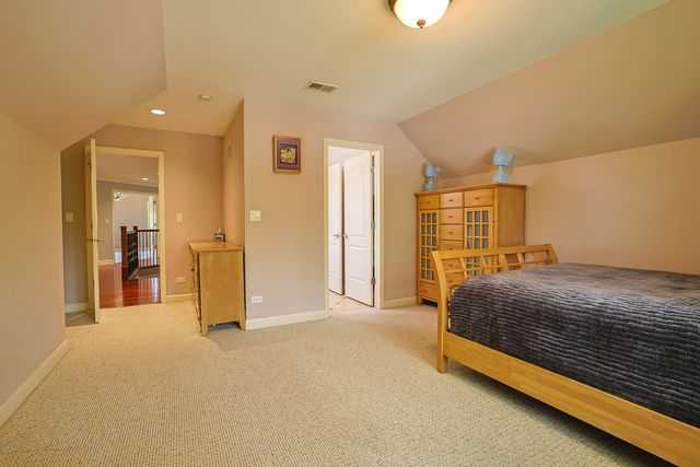1841 Central Avenue, Northbrook, IL 60062