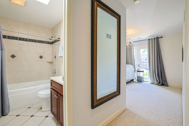 1841 Central Avenue, Northbrook, IL 60062