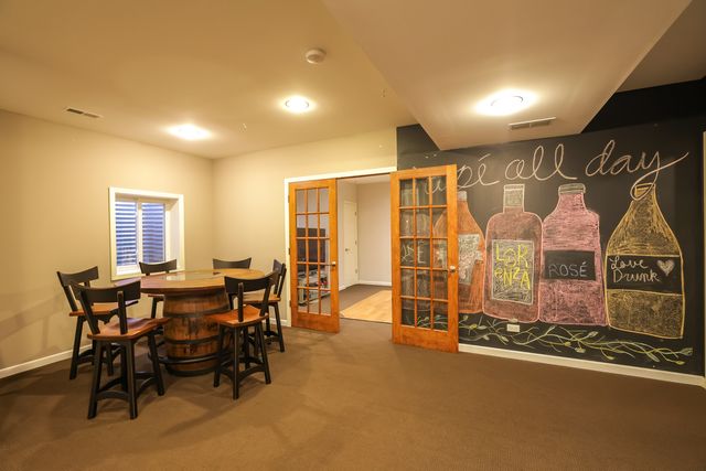 1841 Central Avenue, Northbrook, IL 60062