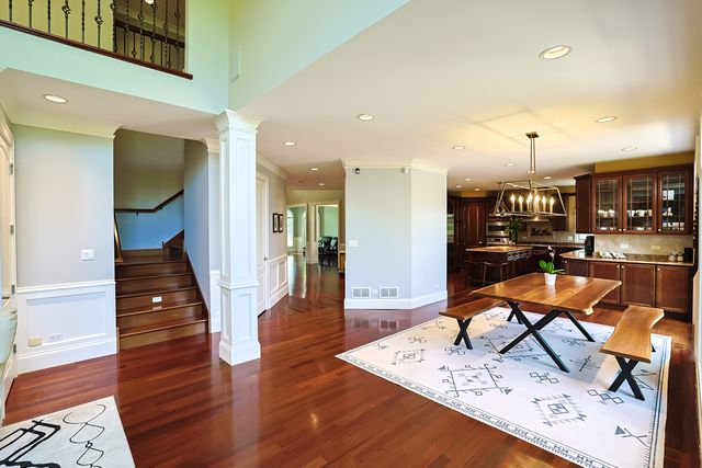1841 Central Avenue, Northbrook, IL 60062