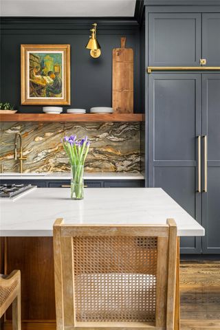 2006 N Memorial Way, Houston, TX 77007