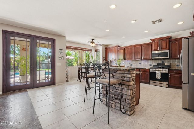 1889 E Lynx Place, Chandler, AZ 85249