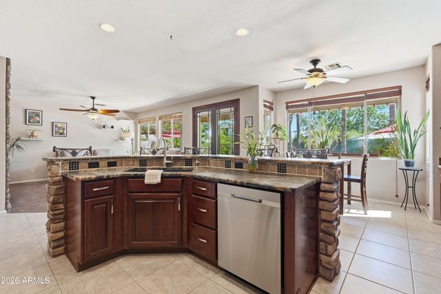 1889 E Lynx Place, Chandler, AZ 85249