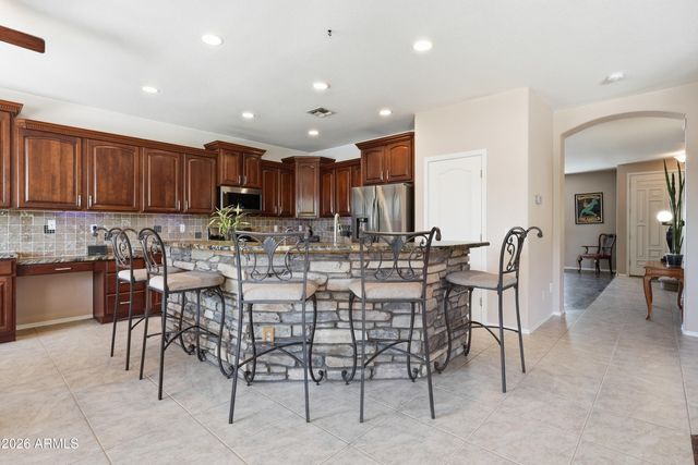 1889 E Lynx Place, Chandler, AZ 85249